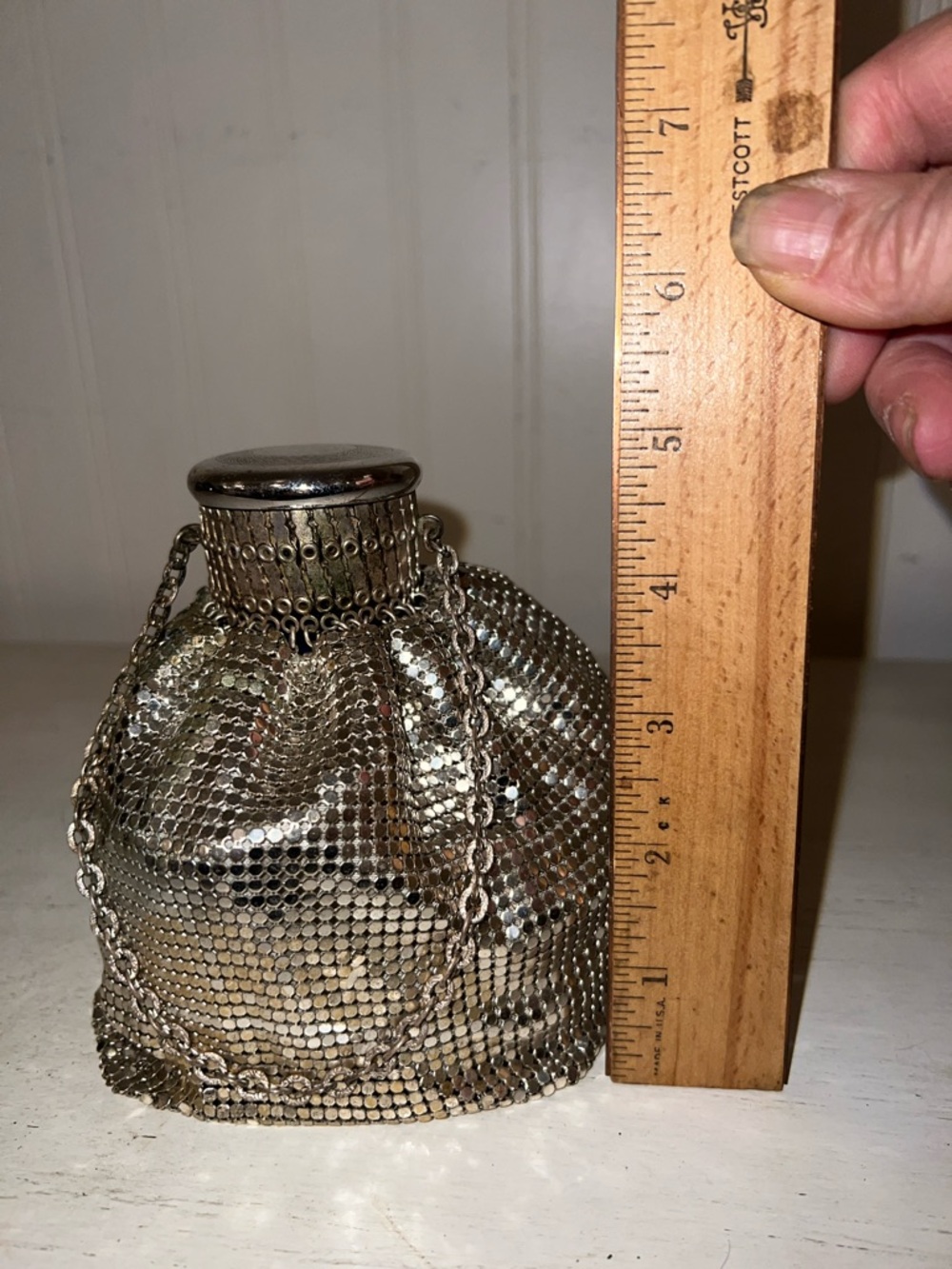 1920s Whiting & Davis silver mesh beggar's purse gate top